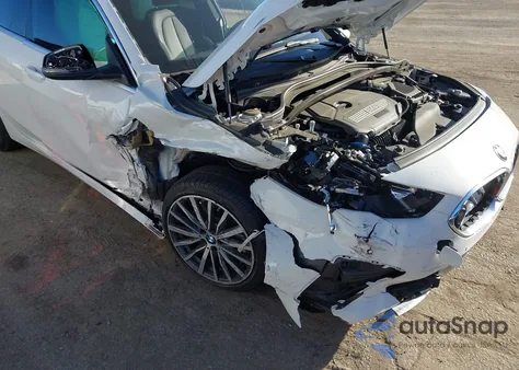 2023 BMW 228 Gran Coupe I Sdrive z USA, uszkodzony, nr VIN WBA53AK09P7M40006